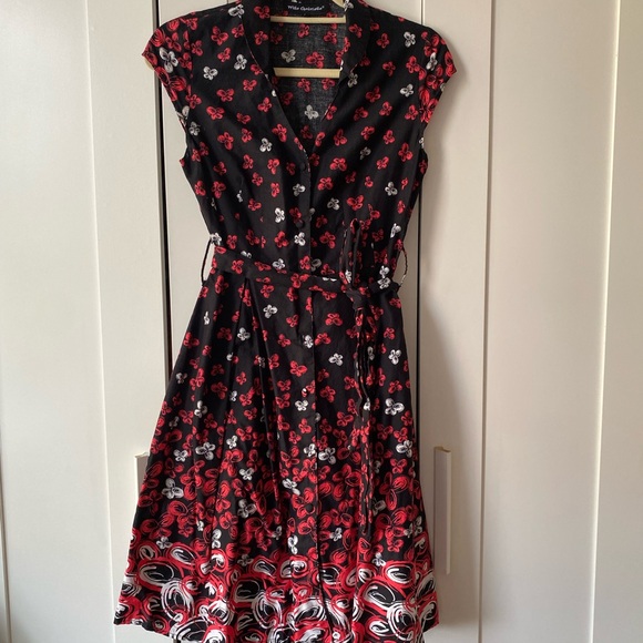 Mlle Gabrielle Dresses & Skirts - Mlle Gabrielle Black Vintage (1950’s) Dress Red and White Floral Design Small